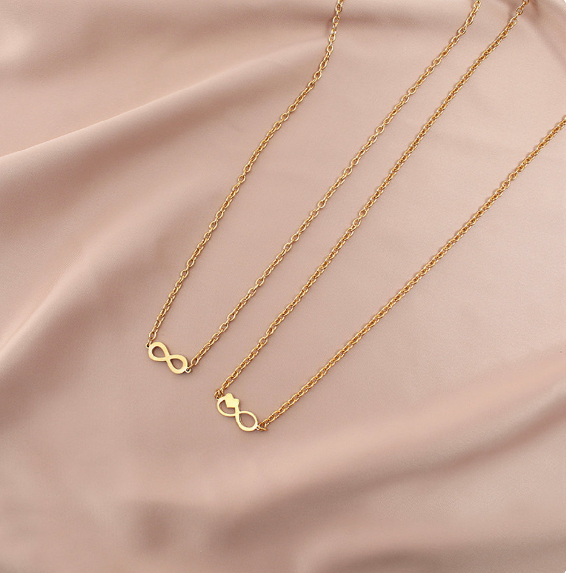 INFINITIVE HEART NECKLACE