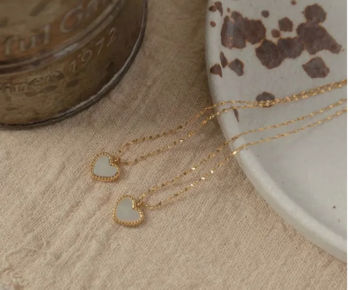 SEASHELL HEART NECKLACE