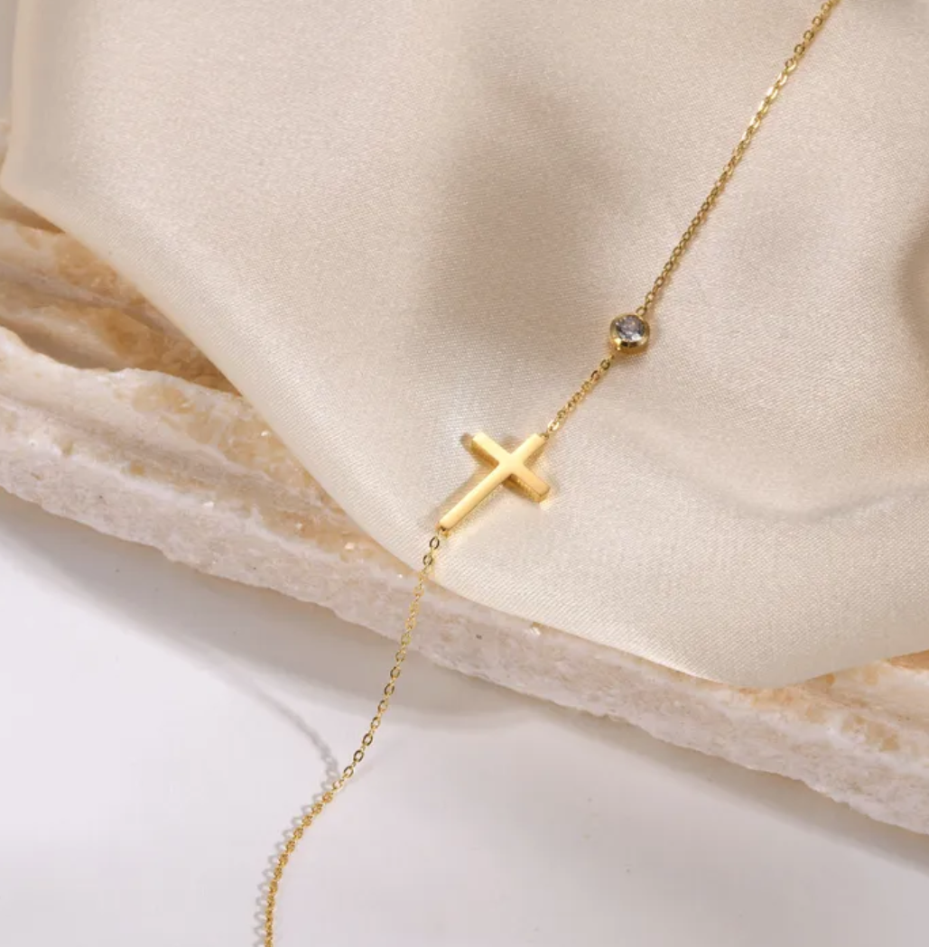 SIMPLE CROSS & ZIRCON SET