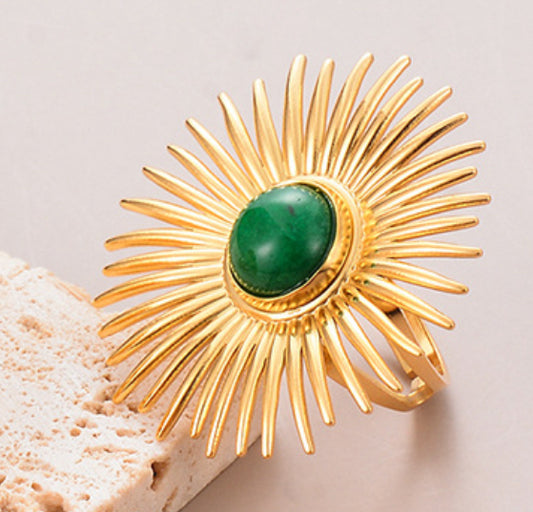 SUNNY GREEN RING