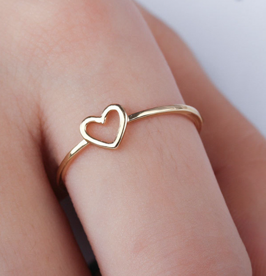 HEART RING