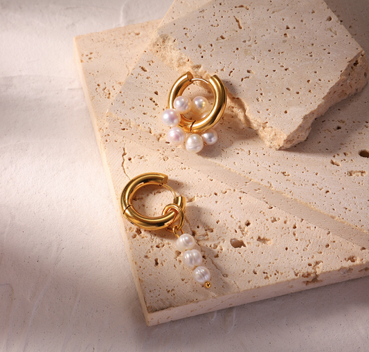 EXQUISITE PEARL HOOPS